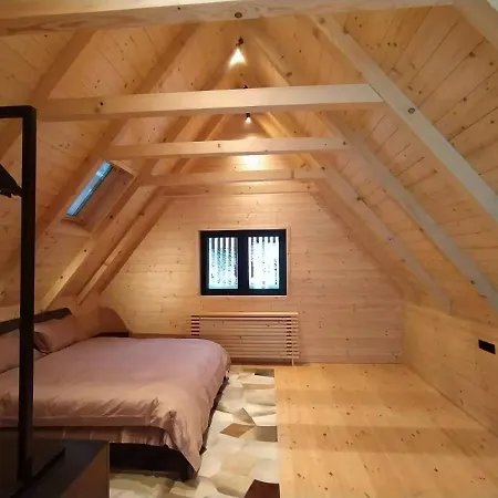 Vila National Park Sauna Retreats - 68 Pines Kaludjerske Bare